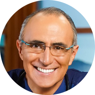 Dr. Marco Albuja Chaves